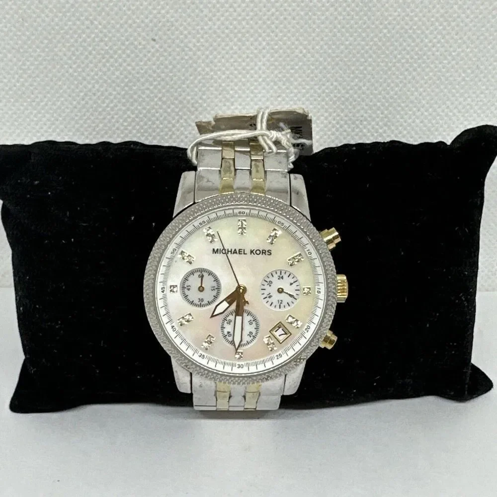 Michael Kors Ritz MK5057 Women's Silver Stainless Steel Analog Dial Watch NUL59